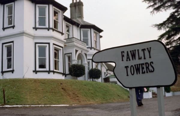 DT Fawlty Towers 1
