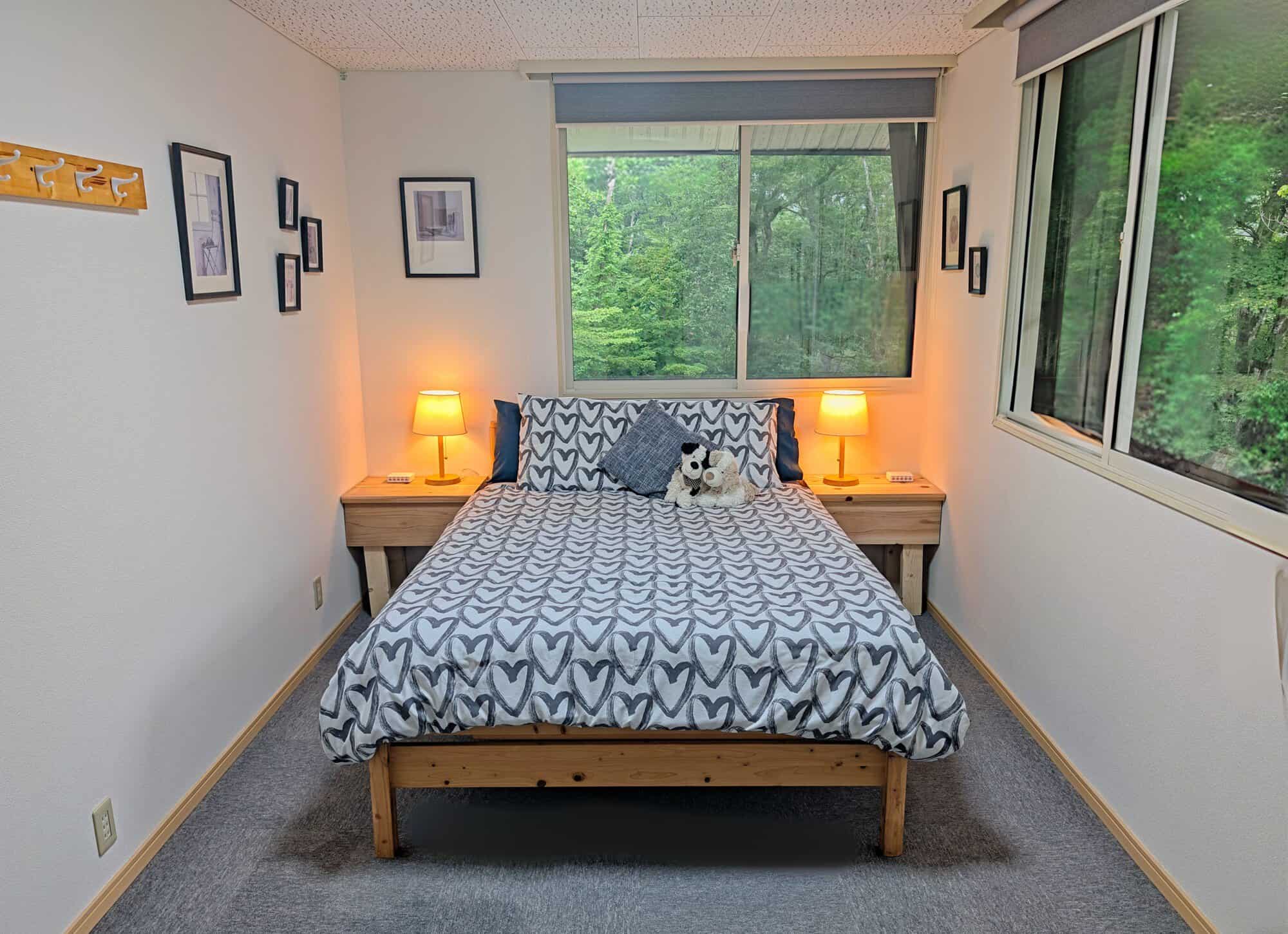 Room 8